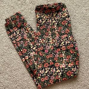 LuLaRoe Floral Legging